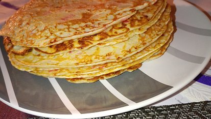 Krabí palačinky s kaviárem