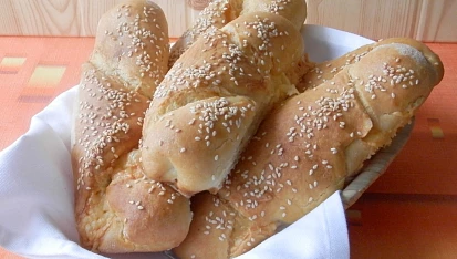 Křupavé rohlíky se sýrem, Křupavé rohlíky se salámovým sýrem