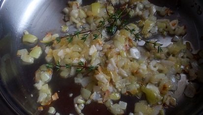 Quinoa s houbami à la houbový kuba