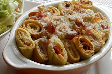 Slané palačinky zapečené se šunkou a italským sýrem