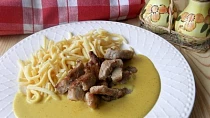 Vepřové nudličky s kari omáčkou