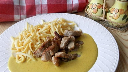 Vepřové nudličky s kari omáčkou, Vepřové nudličky s kari omáčkou