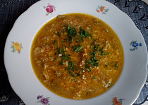 Zeleninová polévka s drožďovou zavářkou