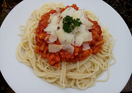 Zeleninové ragú s červenou čočkou à la bolognese