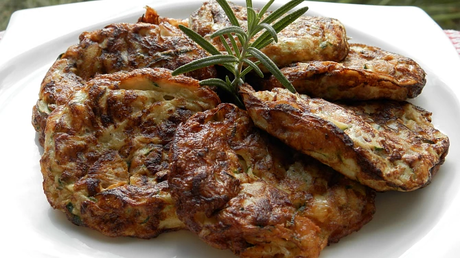 Cuketové lívanečky s houbami, Cuketové lívanečky s houbami