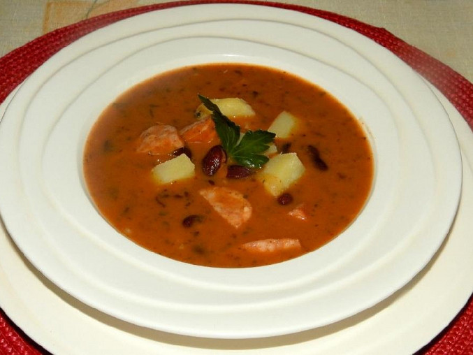 Maďarská fazolová polévka s bramborem, Maďarská fazolová polévka s bramborem