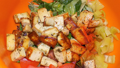 Medové tofu s polníčkem