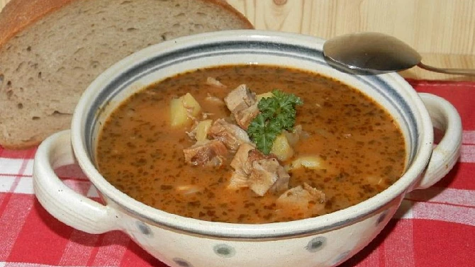 Rychlá gulášovka ze zbytku masa, Rychlá gulášovka ze zbytku masa