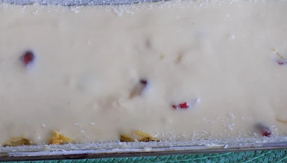 Koláč ze špagetové dýně s kandovaným ovocem