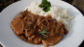 Kotlety v omáčce s hlívou