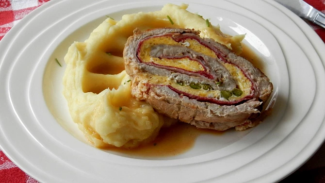 Roláda z vepřové pečeně, Roláda z vepřové pečeně