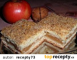 Víkendový jablečný koláč  - vláčný