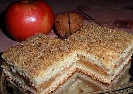 Víkendový jablečný koláč  - vláčný
