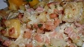 Bramborovo-šunkový květák se sýrem