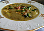 Zimní polévka s čočkou, kapustou, mrkví a houbami