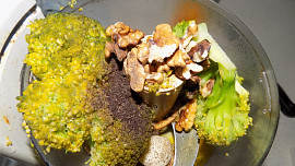 Brokolicové pesto