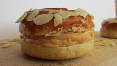 Karamelové donuty