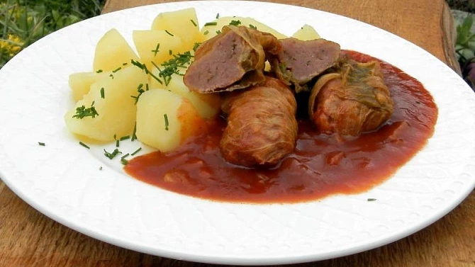 Krůtí mleté maso v zelném listu, Krůtí mleté maso v zelném listu
