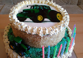 Patrový traktorový dort