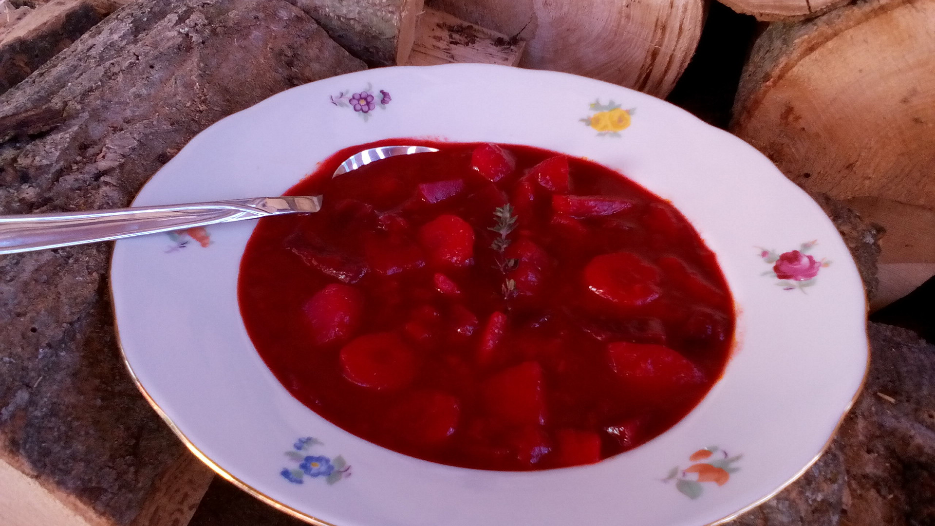 Řepačka - zeleninová polévka s řepou