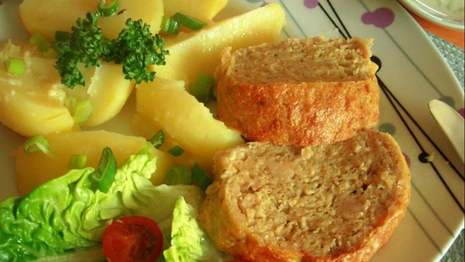 Staročeská sekaná z bůčku
