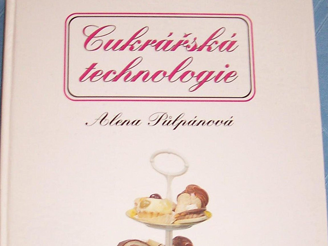 Biskupský chlebíček z „Cukrářské technologie“ od Aleny Půlpánové z r. 1993, kniha Aleny Půlpánové  „Cukrářská technologie“  1. vydání z r. 1993