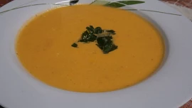 Mrkvová polévka