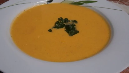 Mrkvová polévka