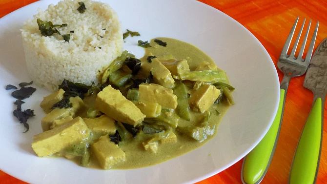 Tofu v kokosové omáčce