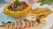 Zapečená hlíva ústřičná v listové misce a kuřecí prsa