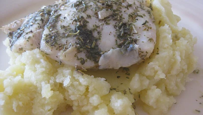 Hejk s bylinkami a citronovou šťávou