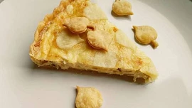 Quiche se sýrem a cibulí