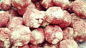 Red Velvet Crinkle Cookies neboli Popraskané sušenky