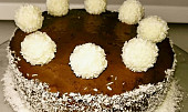 Zdravý čokoládovo-kokosový dort bez cukru a mouky