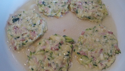 Cuketové placičky s mozzarellou