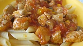 Krůtí soté s paprikou a žampiony