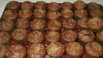 Muffiny s rumovou pralinkou