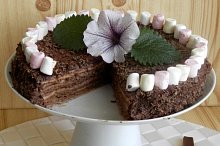 Dort z lázeňských oplatek s nutelovým krémem