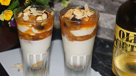 Pohárky s rebarborou a mascarpone krémem