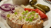 Pomazánka z mletého masa na způsob rillettes