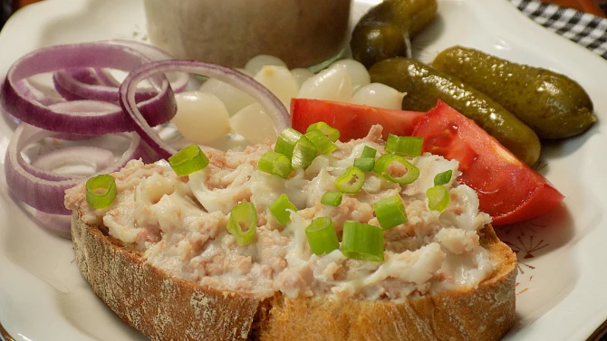Pomazánka z mletého masa na způsob rillettes