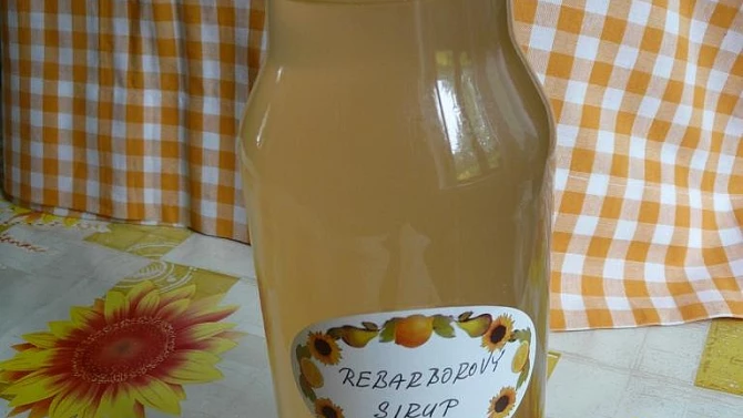 Rebarborový sirup