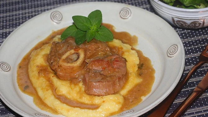 Telecí ossobuco na bílém víně a muškátovém oříšku