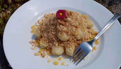 Bramborové šišky / noky s ořechovou strouhankou
