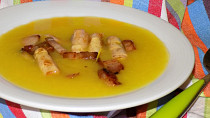Bramborovo-chřestová polévka