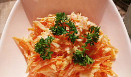 Lehký salát coleslaw bez zelí