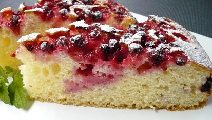 Rychlá rybízová bublanina pečená v remosce