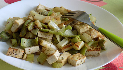 Tofu s chřestem