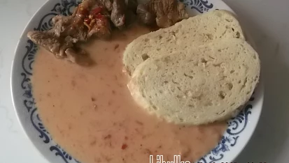 Vepřová plec v omáčce  výrazné chuti