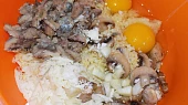 Jáhlovo-houbový nákyp se sardinkami